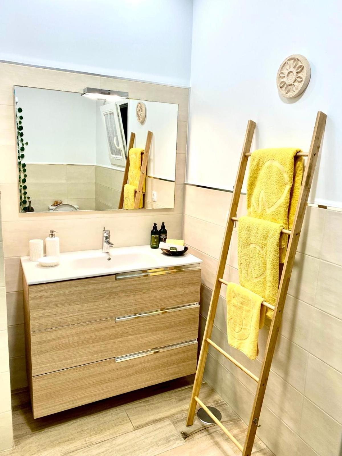 Apartamento Surfspot Las Palmas De Gran Canaria Ngoại thất bức ảnh
